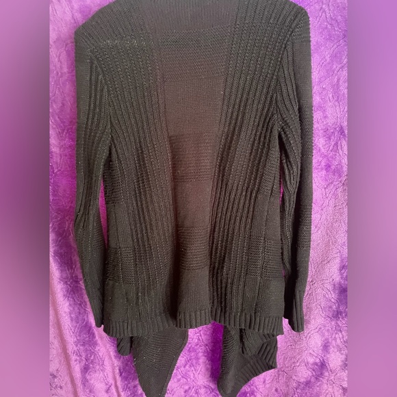 Black cardigan sweater - Picture 2 of 3